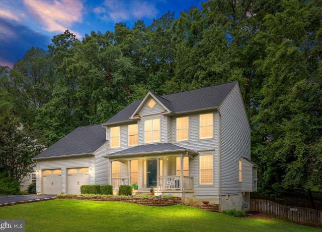 Property at 69 Cardinal Forest Dr, Fredericksburg, VA 22406, 4 beds, 3 baths
