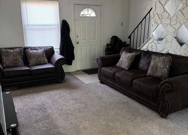 Property at 36 Edinshire Rd, Sicklerville, NJ 08081, 2 beds, 1 bath