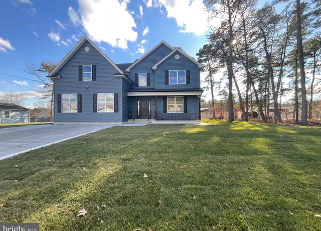 Property at 1032 Third Ave, Toms River, NJ 08757, 4 beds, 4 baths