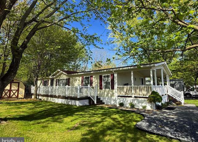 Property at 3450 Mountain Rd Unit M25, Hamburg, PA 19526, 3 beds, 2 baths