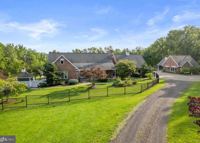 Property at 111 Rickert Rd, Sellersville, PA 18960, 4 beds, 2 baths