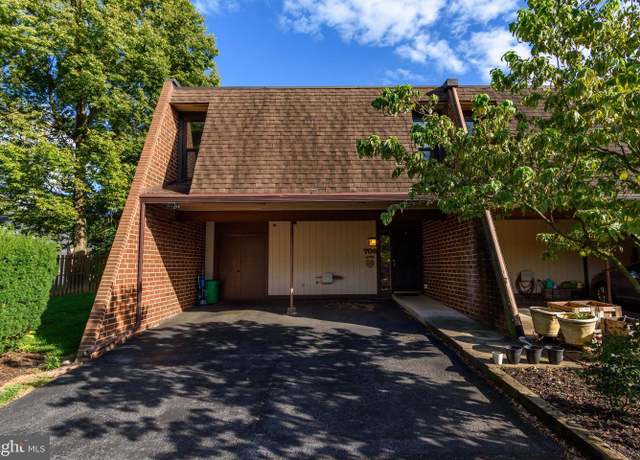 Property at 706 Cedar Ridge Ln, Mechanicsburg, PA 17055, 3 beds, 2.5 baths