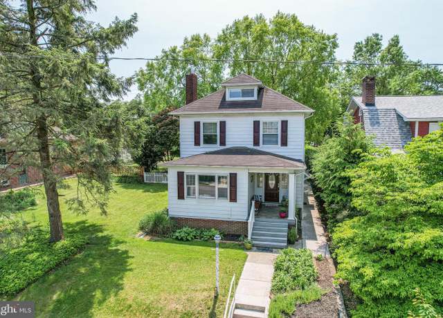 Property at 245-247 Baer Ave, Hanover, PA 17331, 3 beds, 1.5 baths