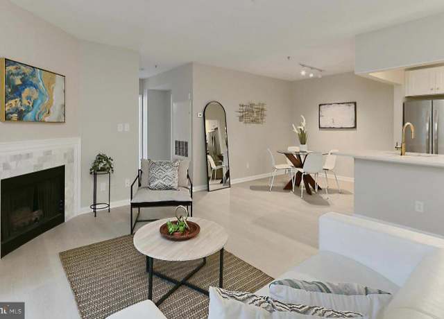 Property at 20301 Beechwood Ter #203, Ashburn, VA 20147, 2 beds, 1 bath