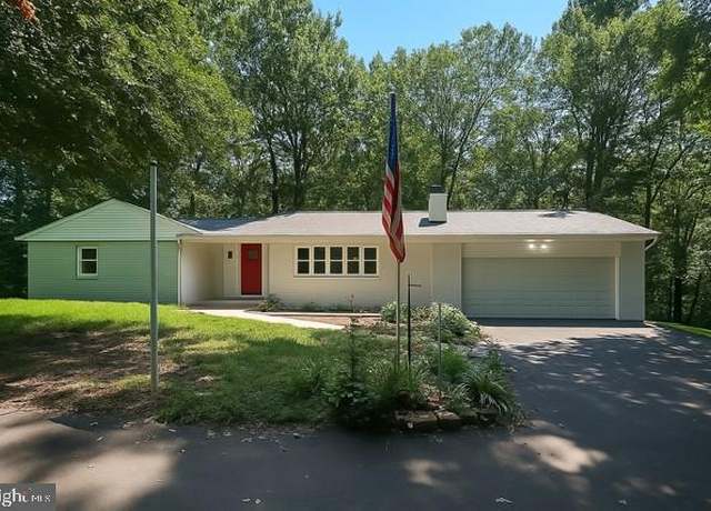 Property at 270 Olde Concord Rd, Stafford, VA 22554, 4 beds, 3 baths