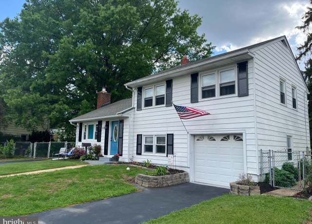 Property at 516 Glover Rd, Wilmington, DE 19804, 3 beds, 1.5 baths