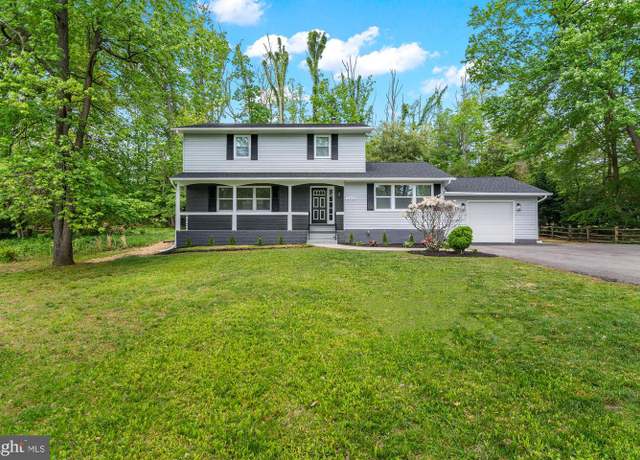 Property at 242 Falcon Dr, Pasadena, MD 21122, 5 beds, 4 baths