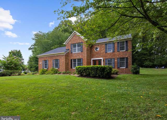 Property at 2724 Howard Grove Rd, Davidsonville, MD 21035, 4 beds, 2.5 baths