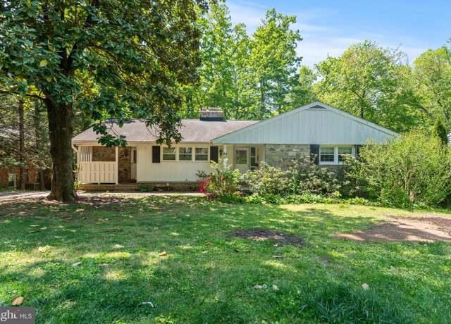 Property at 410 Seminole Ave, Baltimore, MD 21228, 5 beds, 3 baths