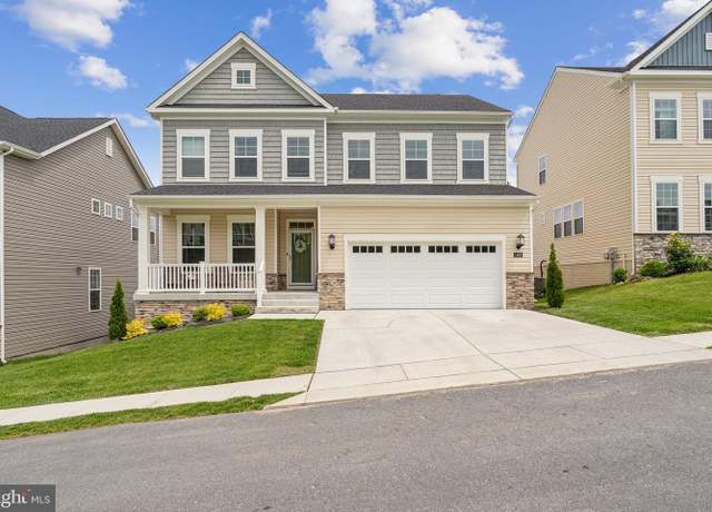 Property at 1469 Clingmans Dome Dr, Frederick, MD 21702, 5 beds, 4.5 baths