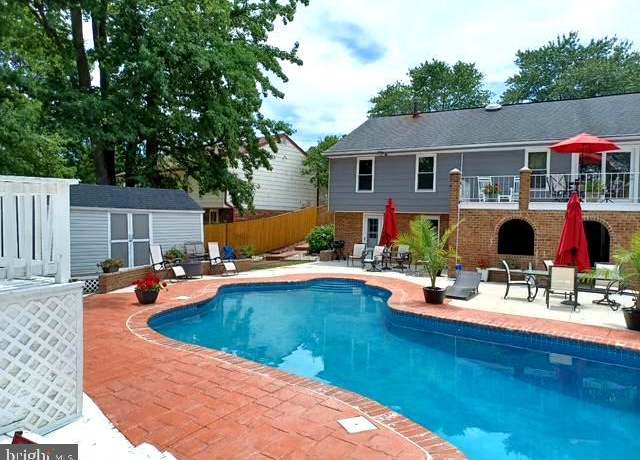 Property at 6204 Terence Dr, Clinton, MD 20735, 4 beds, 3 baths