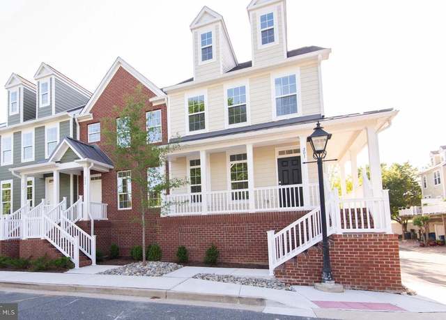 Property at 300 Dixon St #201, Easton, MD 21601, 3 beds, 3 baths