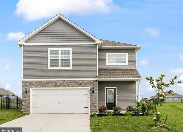 Property at 10017 Roulette Dr, Hagerstown, MD 21740, 3 beds, 2.5 baths