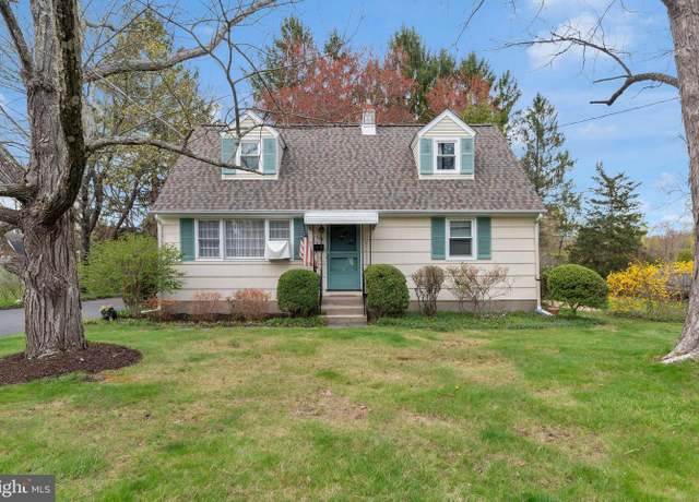 Property at 134 W Broad St, Hopewell, NJ 08525, 3 beds, 2 baths