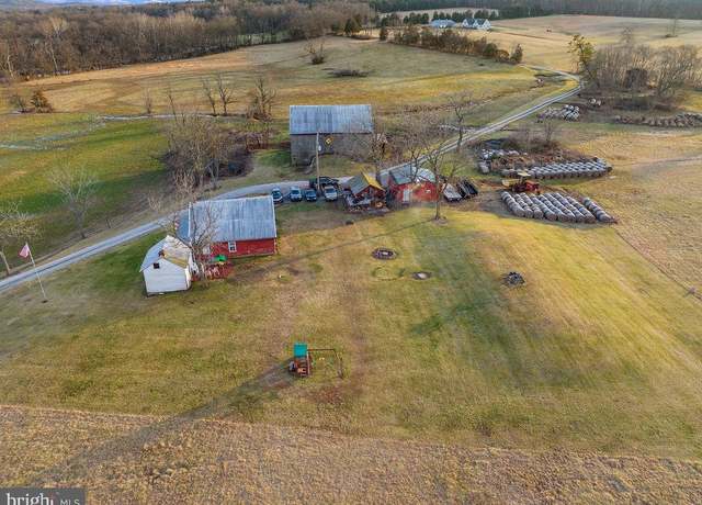 Property at 374 Cunningham Rd, Gettysburg, PA 17325, 2 beds, 1 bath