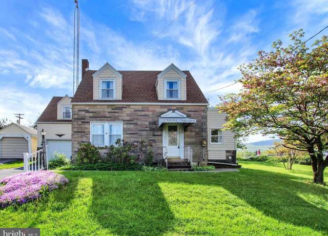 Property at 13004 Old Forge Rd, Waynesboro, PA 17268, 4 beds, 2 baths