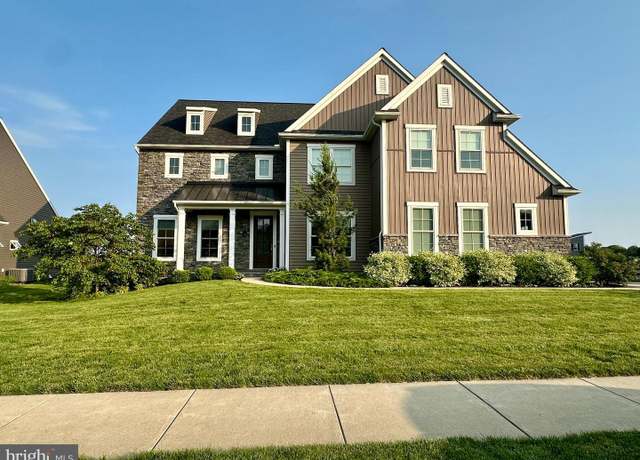 Property at 548 E Delp Rd, Lancaster, PA 17601, 4 beds, 3.5 baths