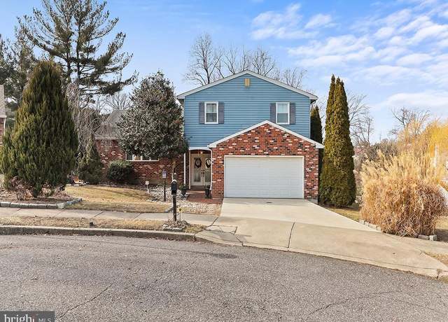 Property at 500 Denise Dr, Philadelphia, PA 19116, 4 beds, 2.5 baths
