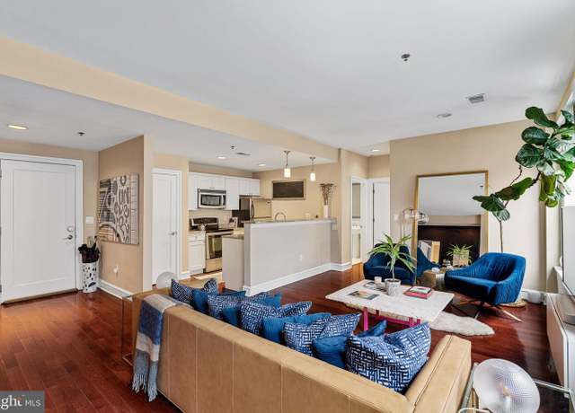 Property at 1811 Chestnut St #405, Philadelphia, PA 19103, 2 beds, 2.5 baths