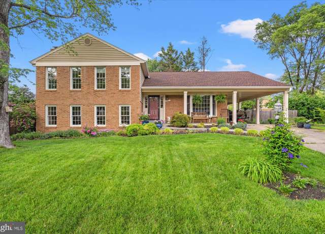 Property at 8221 Treebrooke Ln, Alexandria, VA 22308, 4 beds, 3 baths