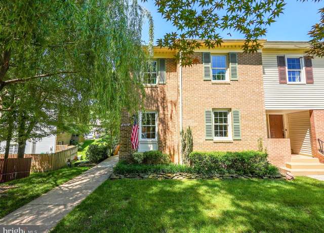 Property at 6090 Crown Royal Cir, Alexandria, VA 22310, 3 beds, 2.5 baths