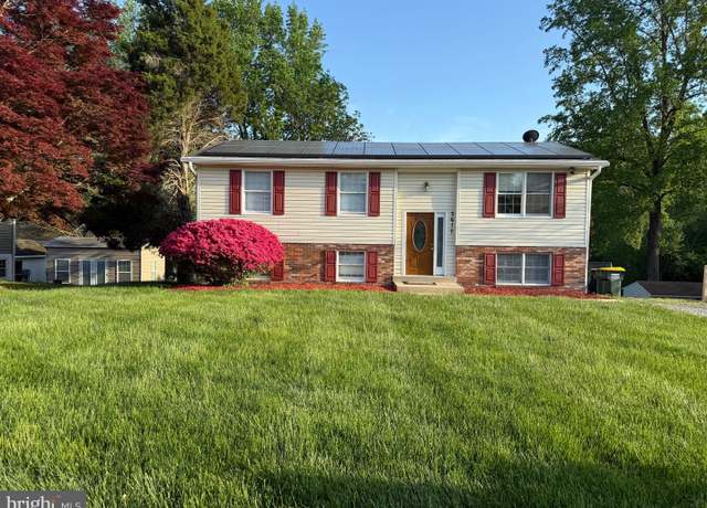 Property at 3917 13th St, Chesapeake Beach, MD 20732, 4 beds, 3 baths