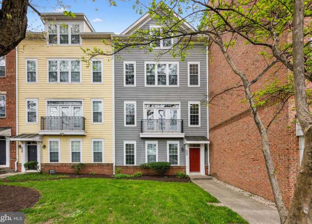 Property at 228 N Summit Ave Unit 27-228, Gaithersburg, MD 20877, 4 beds, 3.5 baths