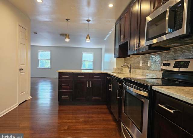Property at 10274 Arizona Cir #60, Bethesda, MD 20817, 4 beds, 3.5 baths
