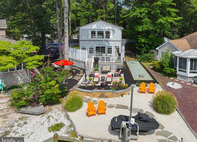 Property at 38 Grand Port Rd, Ocean Pines, MD 21811, 4 beds, 3 baths