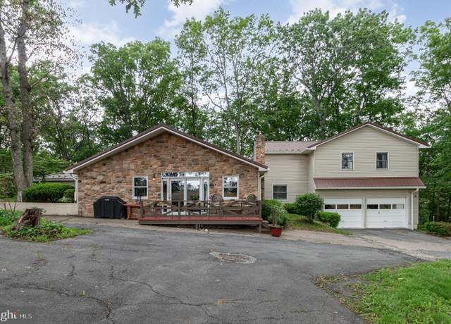 Property at 7653 Moyer Rd, Harrisburg, PA 17112, 4 beds, 3 baths