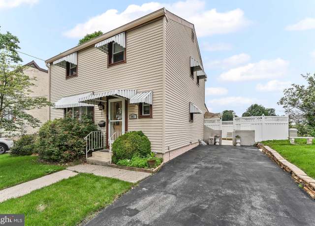 Property at 862+Lot (Garage) Penn St, Bryn Mawr, PA 19010, 3 beds, 2 baths