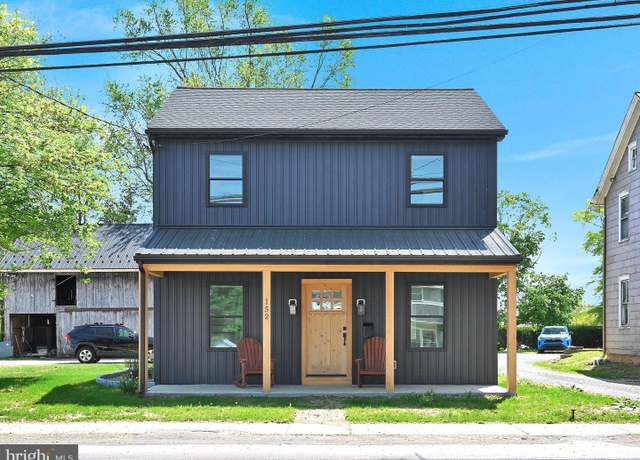 Property at 152 W Main St, Leola, PA 17540, 3 beds, 2.5 baths
