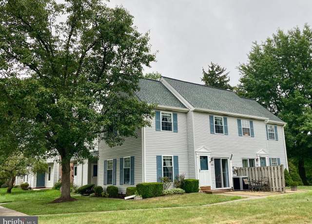Property at 1909 Nashmont Ct, Lansdale, PA 19446, 2 beds, 1 bath