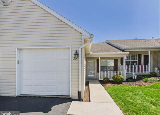 Property at 23 Hagarman Dr, York, PA 17408, 2 beds, 2 baths
