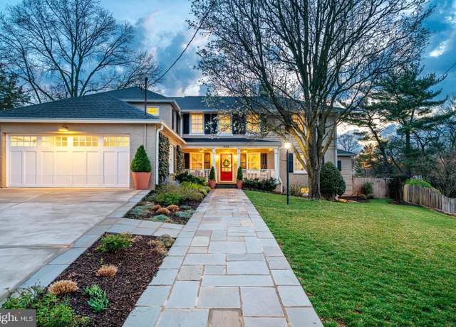 Property at 202 Vassar Pl, Alexandria, VA 22314, 5 beds, 5 baths