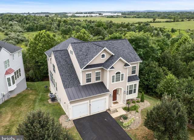 Property at 103 Prairie Pl, Stephenson, VA 22656, 6 beds, 5.5 baths