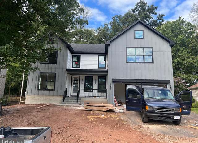 Property at 13907 Whetstone Manor Ct, Clifton, VA 20124, 6 beds, 5.5 baths