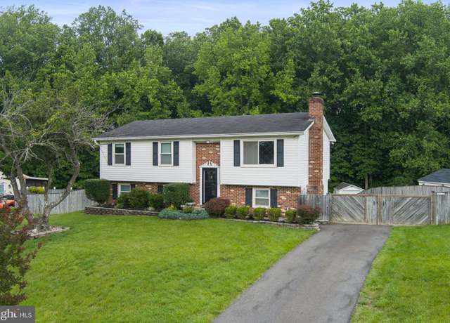 Property at 2116 Bell Tree Ln, Waldorf, MD 20601, 3 beds, 3 baths