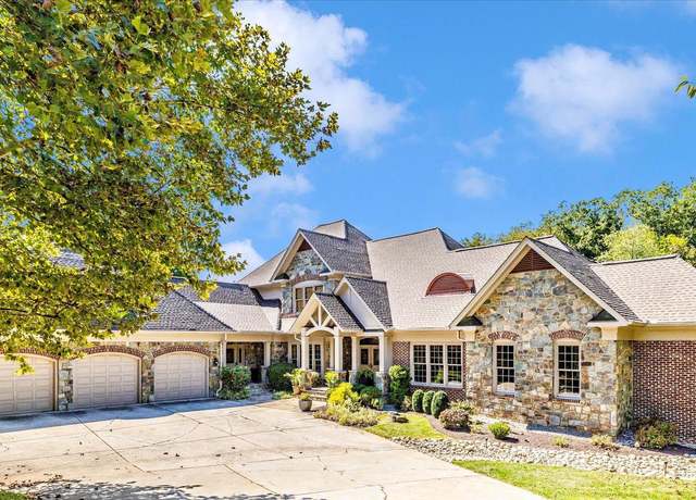 Property at 11717 Centurion Way, Potomac, MD 20854, 7 beds, 6 baths