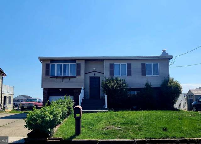 Property at 17 W Delaware Dr, Little Egg Harbor Twp, NJ 08087, 4 beds, 2 baths