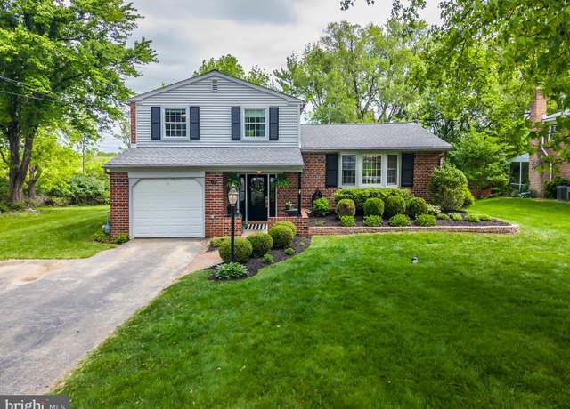 Property at 17 Doe Ln, Malvern, PA 19355, 3 beds, 2 baths