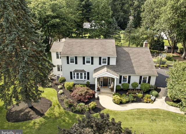 Property at 4 Robin Rd, Exton, PA 19341, 4 beds, 2.5 baths
