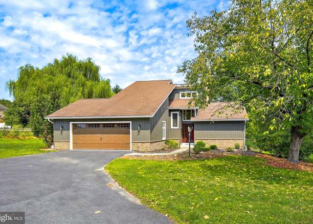 Property at 749 Village Rd, Lancaster, PA 17602, 3 beds, 2.5 baths
