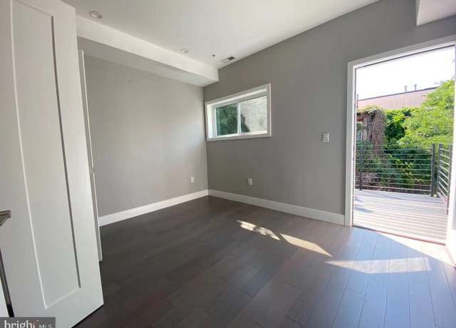 Property at 606 N 11th St, Philadelphia, PA 19123, 8 beds, 7 baths
