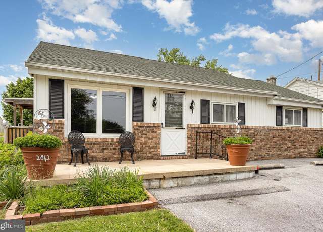 Property at 2842 Oakland Rd, Dover, PA 17315, 3 beds, 1 bath