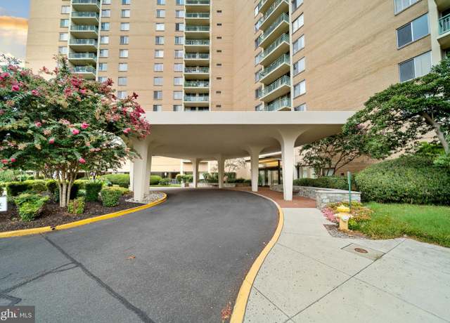 Property at 501 Slaters Ln #402, Alexandria, VA 22314, 1 bed, 1 bath