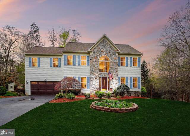Property at 6691 Deep Hollow Ln, Manassas, VA 20112, 6 beds, 3.5 baths