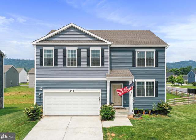 Property at 248 Aylesbury Ln, Martinsburg, WV 25403, 5 beds, 3 baths