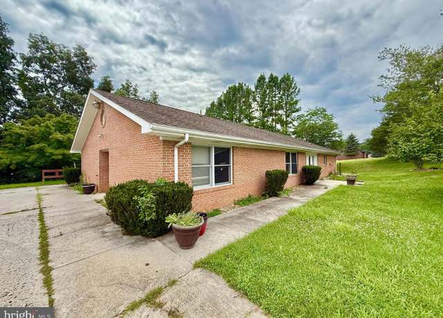 Property at 139 Glover Dr, Franklin, WV 26807, 5 beds, 3.5 baths