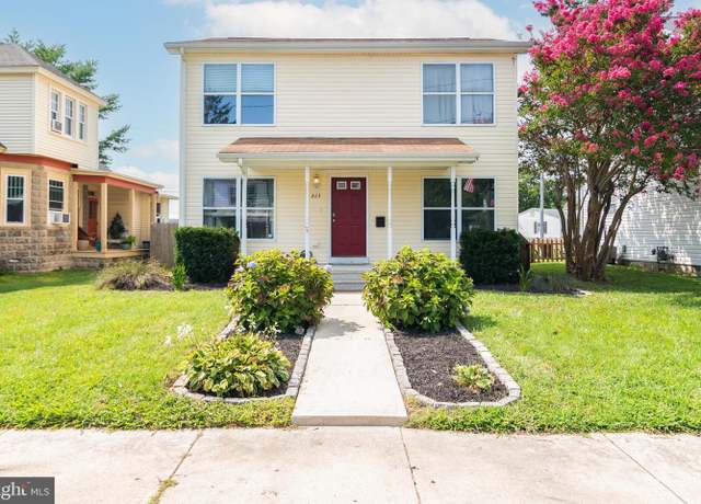 Property at 223 Commerce St, Harrington, DE 19952, 3 beds, 2.5 baths